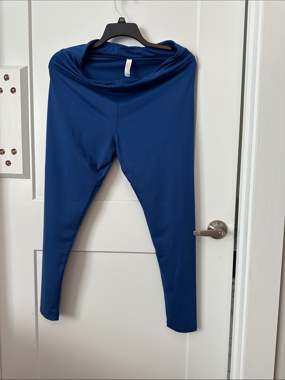 LuLaRoe Solid Deep Blue Leggings